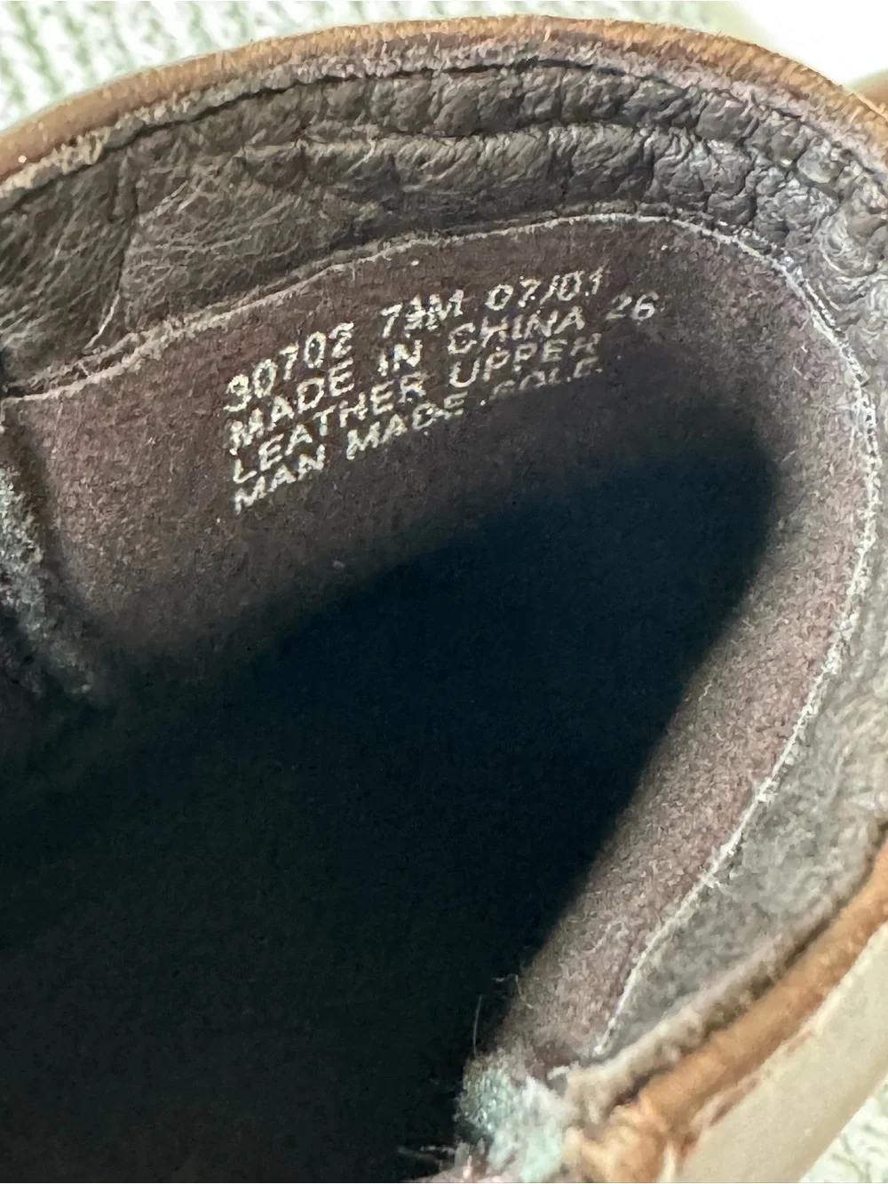 Vintage Clarks Brown Leather Square Toe Lug Sole Chelsea Ankle Boots Sz 7.5